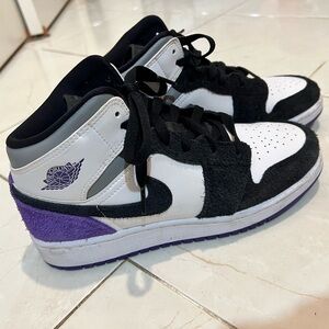 Nike Kids Black, White, and Purple Sneakers